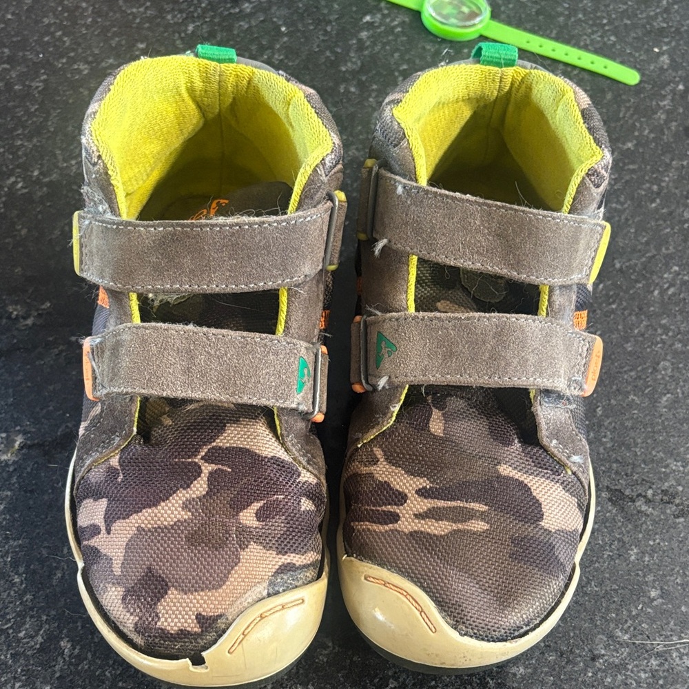 PLAE Kids Camouflage Sneakers with Velcro Straps